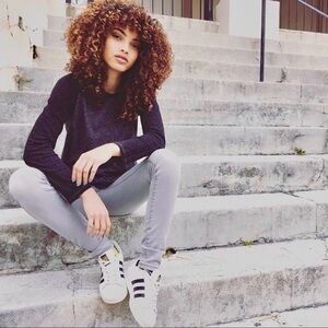 Monrow “Vintage Wash Baseball Tee” in Jean Blue, size Medium NWT